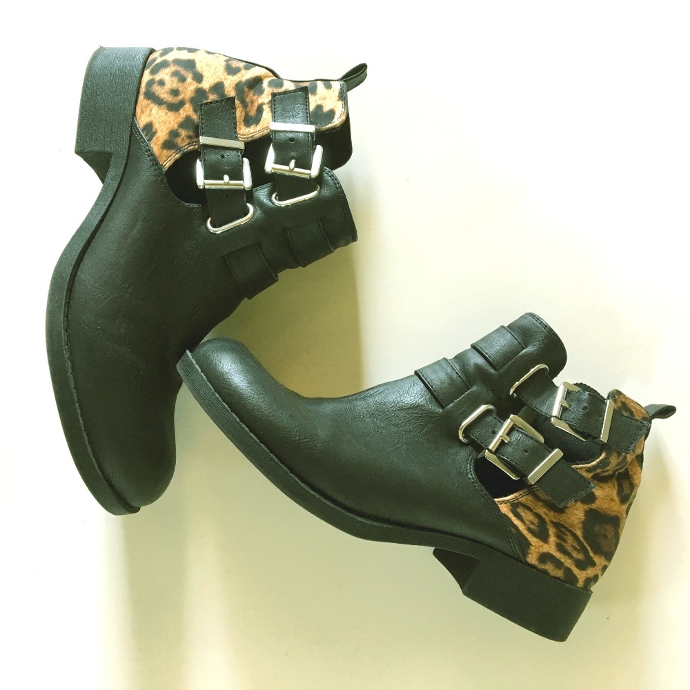 Kendall and Kylie Black and Leopard Boots
